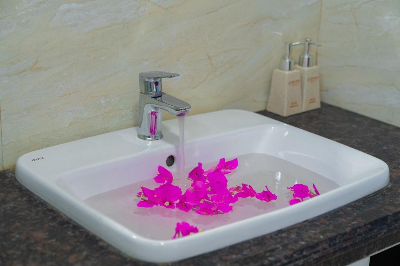 Ninh Binh Premier Hotel Екстериор снимка